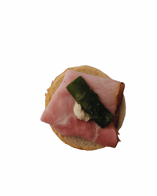 Fochat bread with farmer's ham, horseradish and fermented asparagus