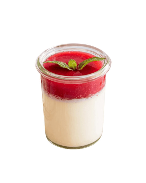 Mousse di yogurt al lime con ragù di frutti di bosco