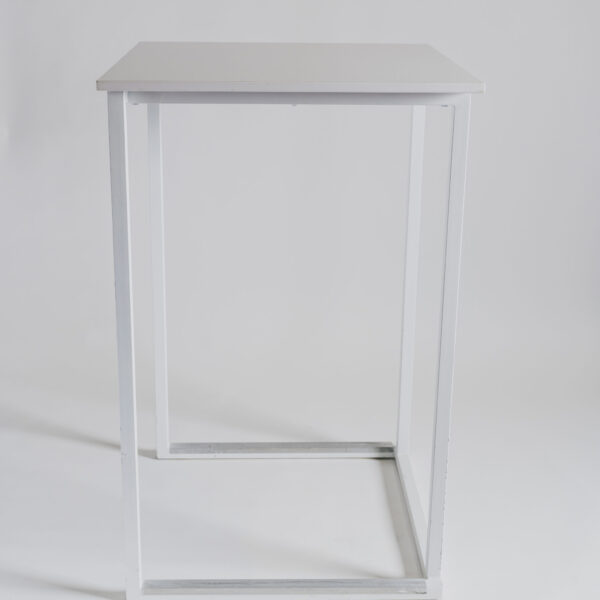 Kubo white cocktail table
