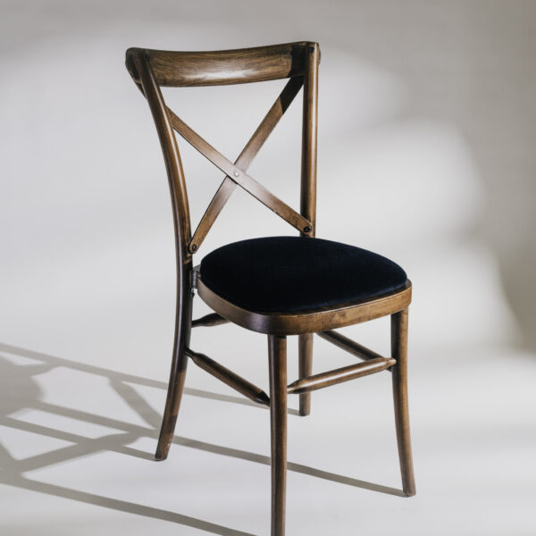 Stuhl Crossback Antique mit Kissen schwarz