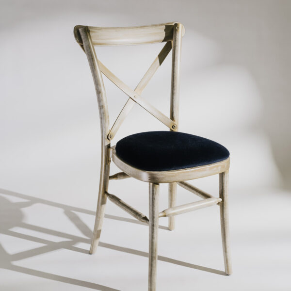 Sedia Crossback Lime Wash con cuscino nero